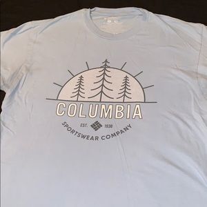 Men’s Columbia tee